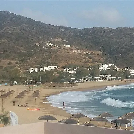 アパートホテル Drakos Twins