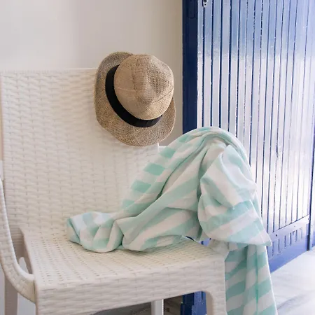 Drakos Twins アパートホテル