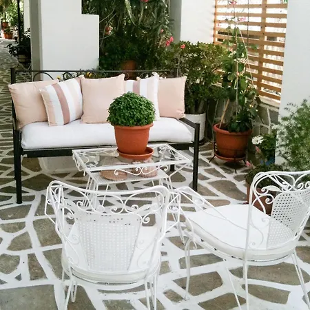 Drakos Twins アパートホテル ミロポタス